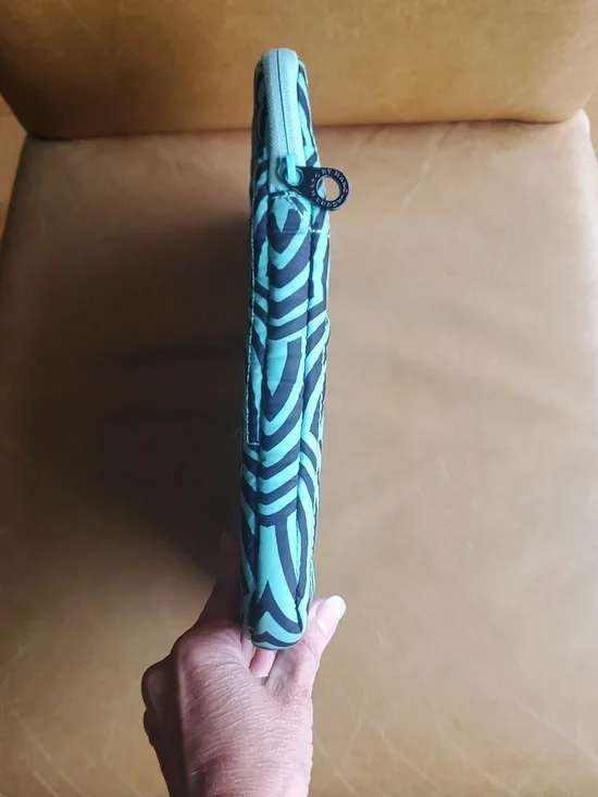 Marc by Marc Jacobs Teal and Black Geometric Quilted Tablet Pouch Bag - Picture 6 of 9